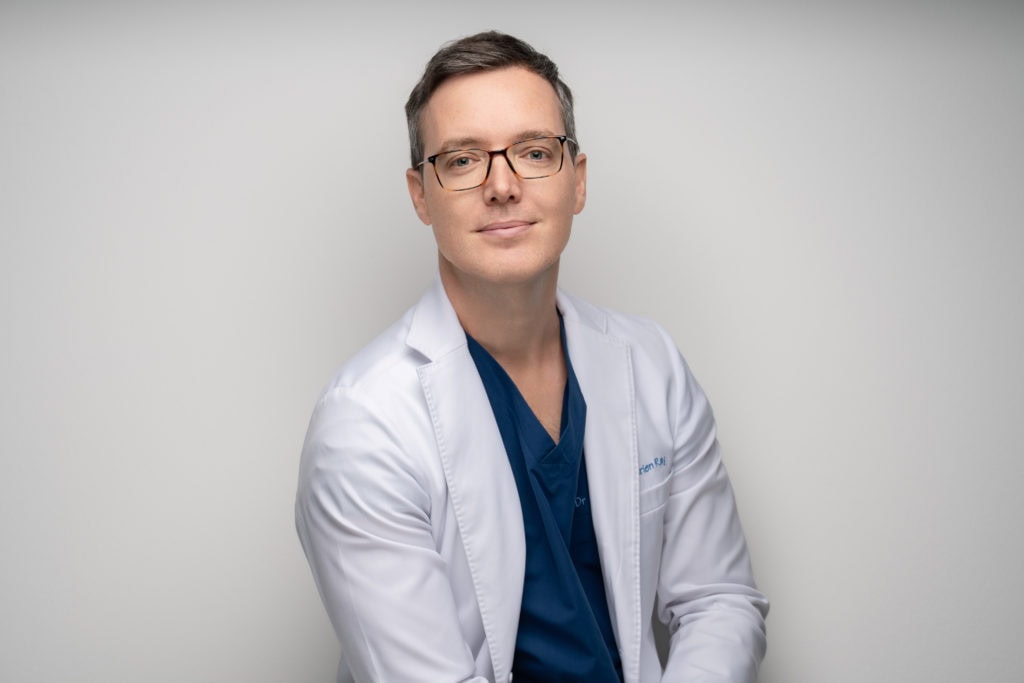 Dr Adrien Ray, chirurgien du pied et de la cheville